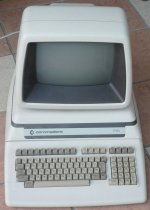 Commodore-710-1.jpg