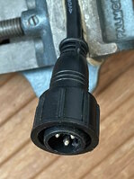 Stecker_mit_Überwurfmutter_Bild2.jpg