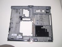 X60t-Basecover-Verschlußblech.JPG