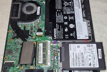 Mein Lenovo Yoga 460 - Mainboard Ansicht von Oben (2).jpg