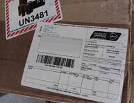 Paket-mit-Label.jpg