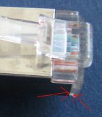 Lanstecker_von_oben_klein.jpg Lanstecker_von_oben_klein.jpg