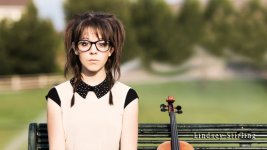 lindsey-stirling-3725-550x310.jpg