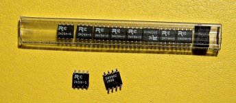 24C04-S 4 Kbit Serial I2C Bus EEPROM with User-Defined Block SO-8.jpg