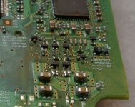 T410_nVidia_Fluessig_Schaden_geloetet.jpg T410_nVidia_Fluessig_Schaden_geloetet.jpg